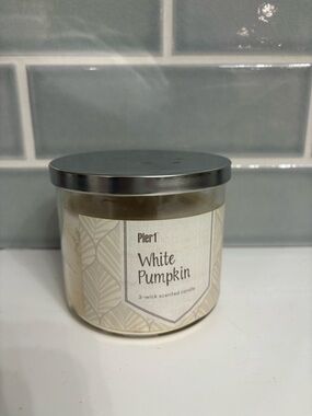 Pier 1 White Pumpkin Scented Candle —new